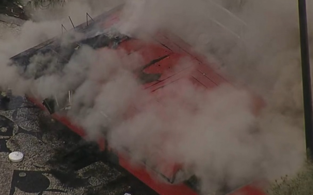 Quisoque foi tomada pela fumaça durante incêndio