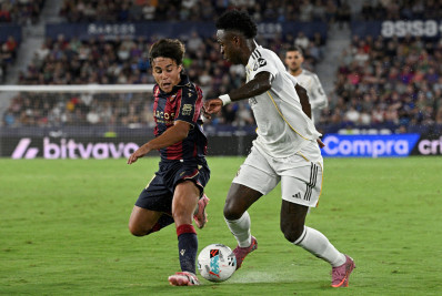 Imprensa espanhola exalta Vini Jr após golaço pelo Real Madrid: 'Voando'