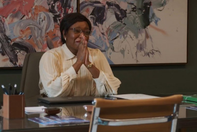 Internautas se emocionam com promoção de Consuêlo em 'Vale Tudo': 'Chorei'