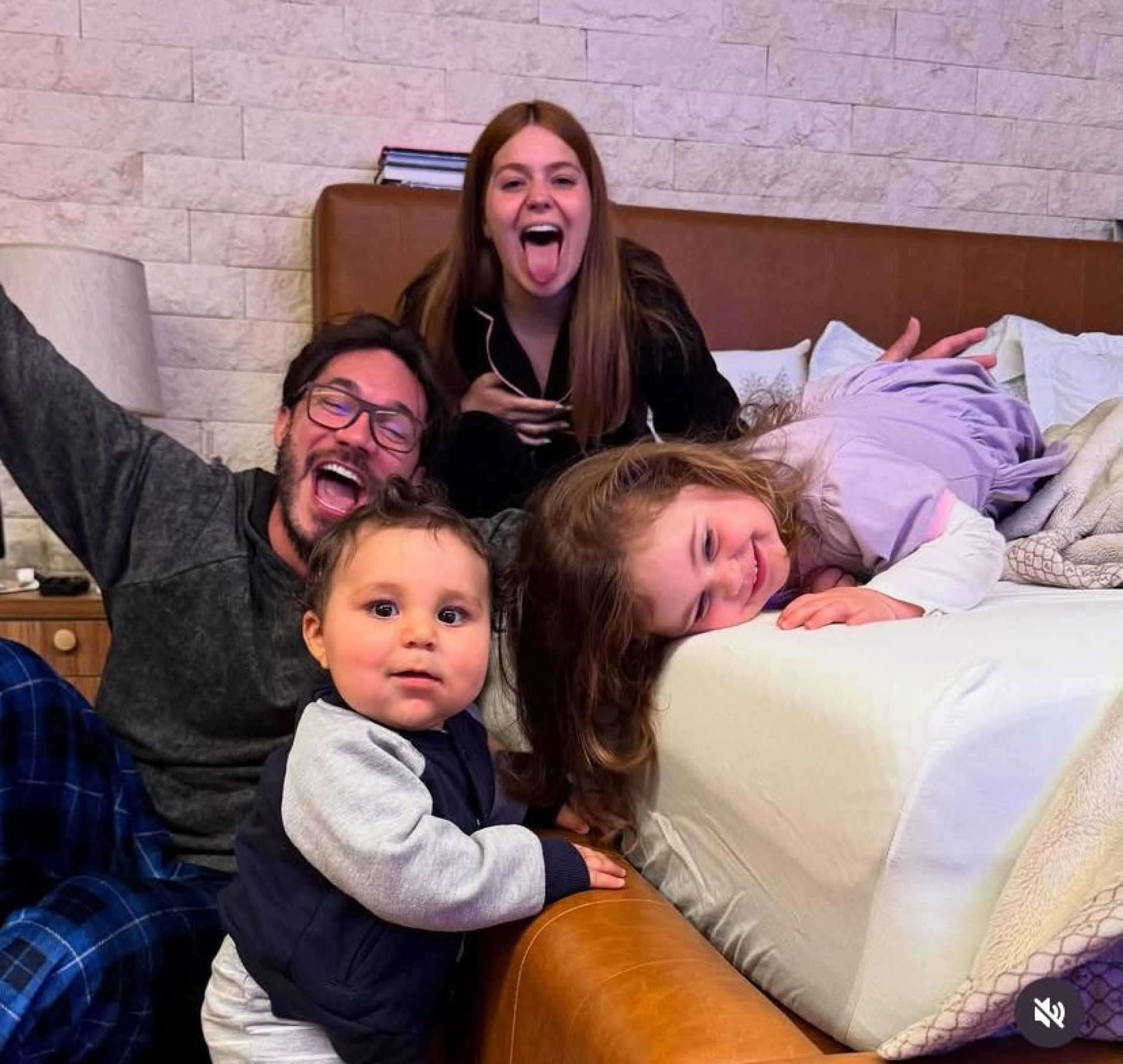 Viih e Eliezer são pais de Lua, de 2 anos, e Ravi, de 10 meses. - Reprodução/Instagram