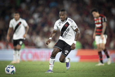 Andrés Gómez vive expectativa por primeiro jogo como titular no Vasco
