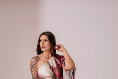 Praia, sol e cobrança: pressão estética nas mulheres