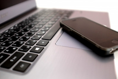 Quase metade dos brasileiros já usa inteligência artificial todos os dias