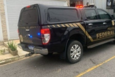 Polícia Federal desarticula quadrilha de venda ilegal de armas de fogo na costa verde