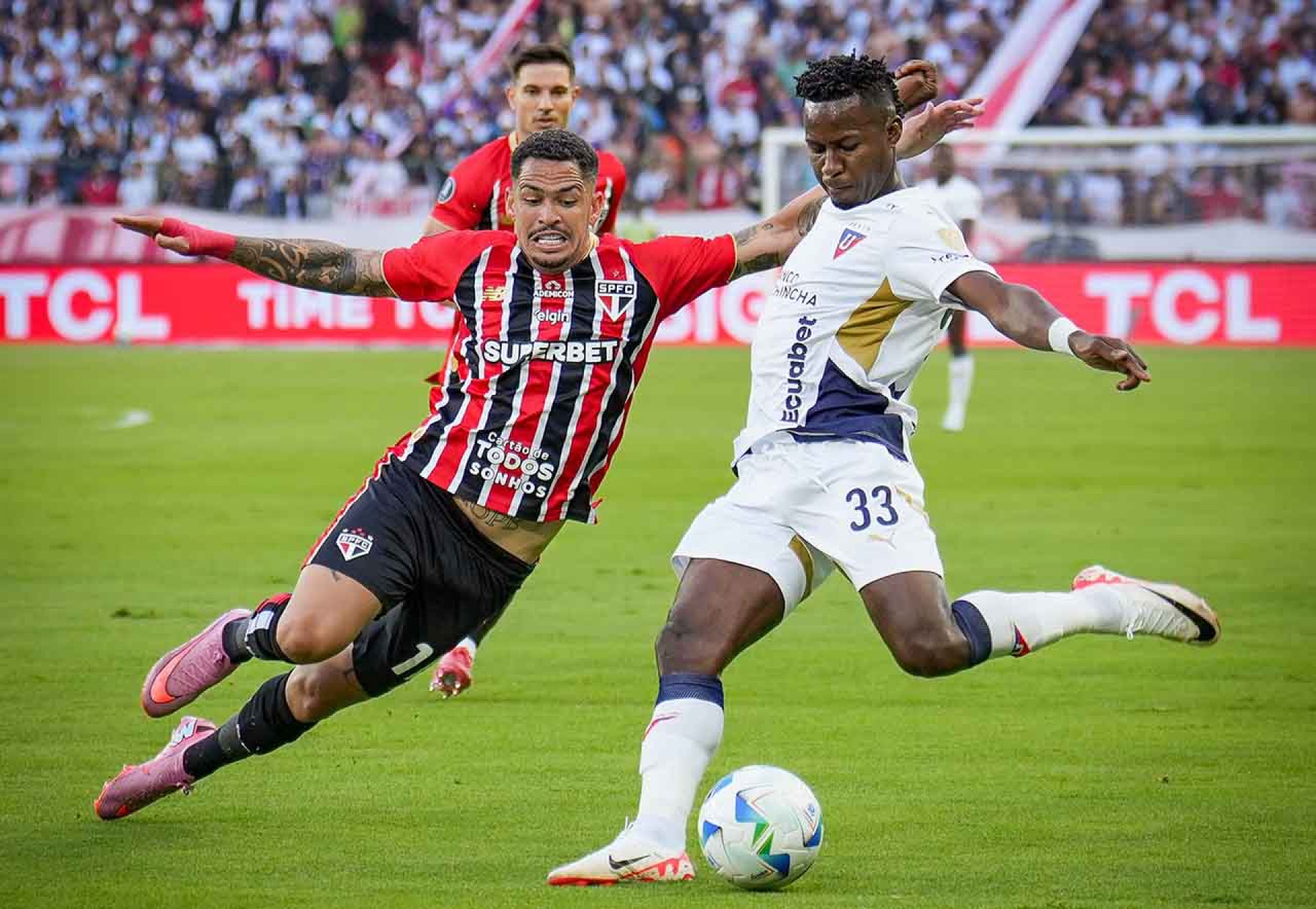 S&atilde;o Paulo x LDU: onde assistir, escala&ccedil;&otilde;es e arbitragem