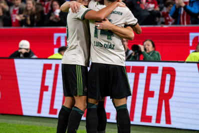 Kane bate recorde de Cristiano Ronaldo e Haaland, e marca pela 100ª vez pelo Bayern