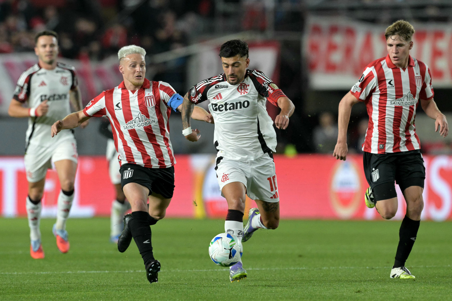 Arrascaeta valorizou a classificação e ressaltou a importância de saber definir os jogos - AFP