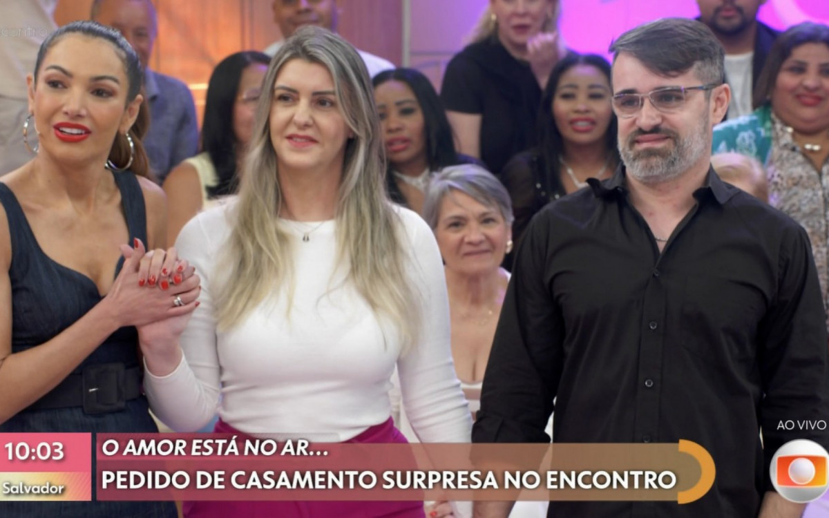 Homem surpreende namorada com pedido de casamento no 'Encontro' - Reprodução/TV Globo
