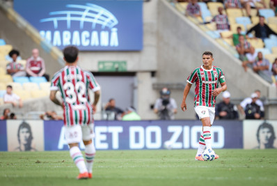 Thiago Silva não viaja, e Ignácio deve ganhar vaga no Fluminense contra o Sport