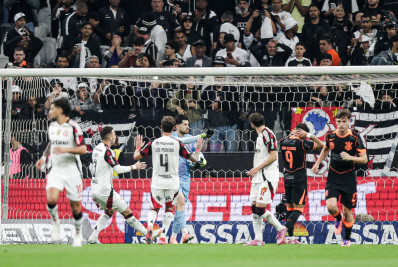 Marcelinho Carioca analisa cavadinha de Yuri Alberto contra o Flamengo: 'Não faria'