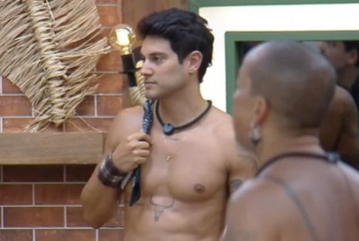 'A Fazenda 17': Sede fica 24 horas sem água quente após infração de Will