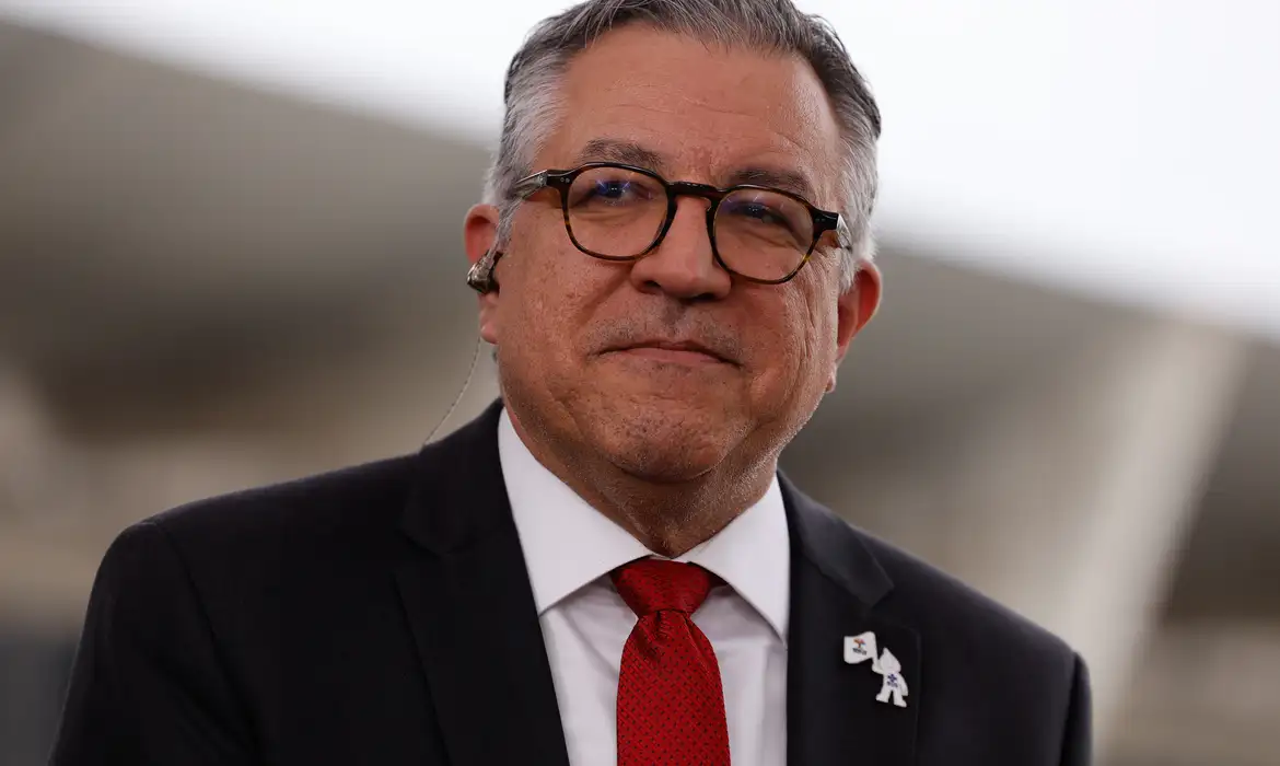 Brasil tem 59 notificações de intoxicação por metanol, alerta governo