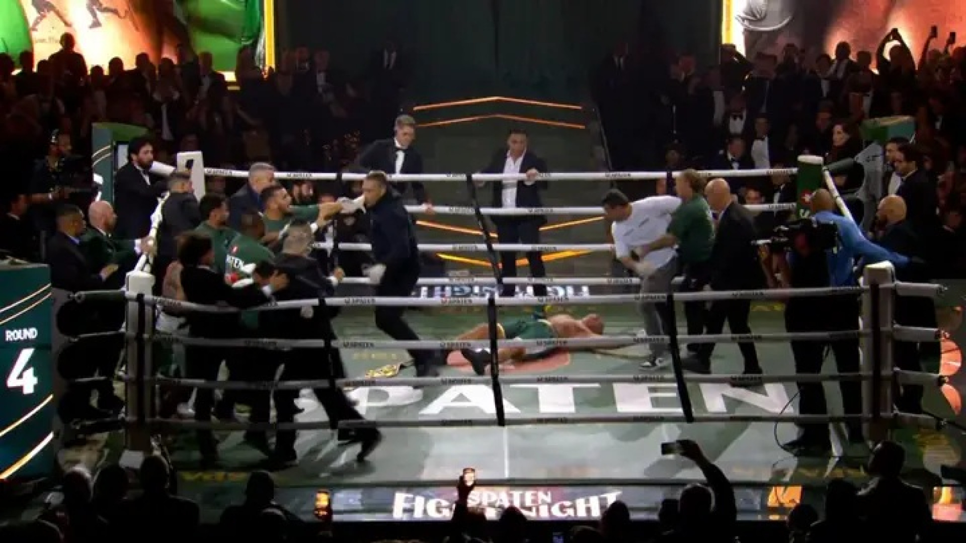 Spaten Fight Night 2 terminou em pancadaria generalizada  - (Foto: Reprodu&ccedil;&atilde;o/Combate)