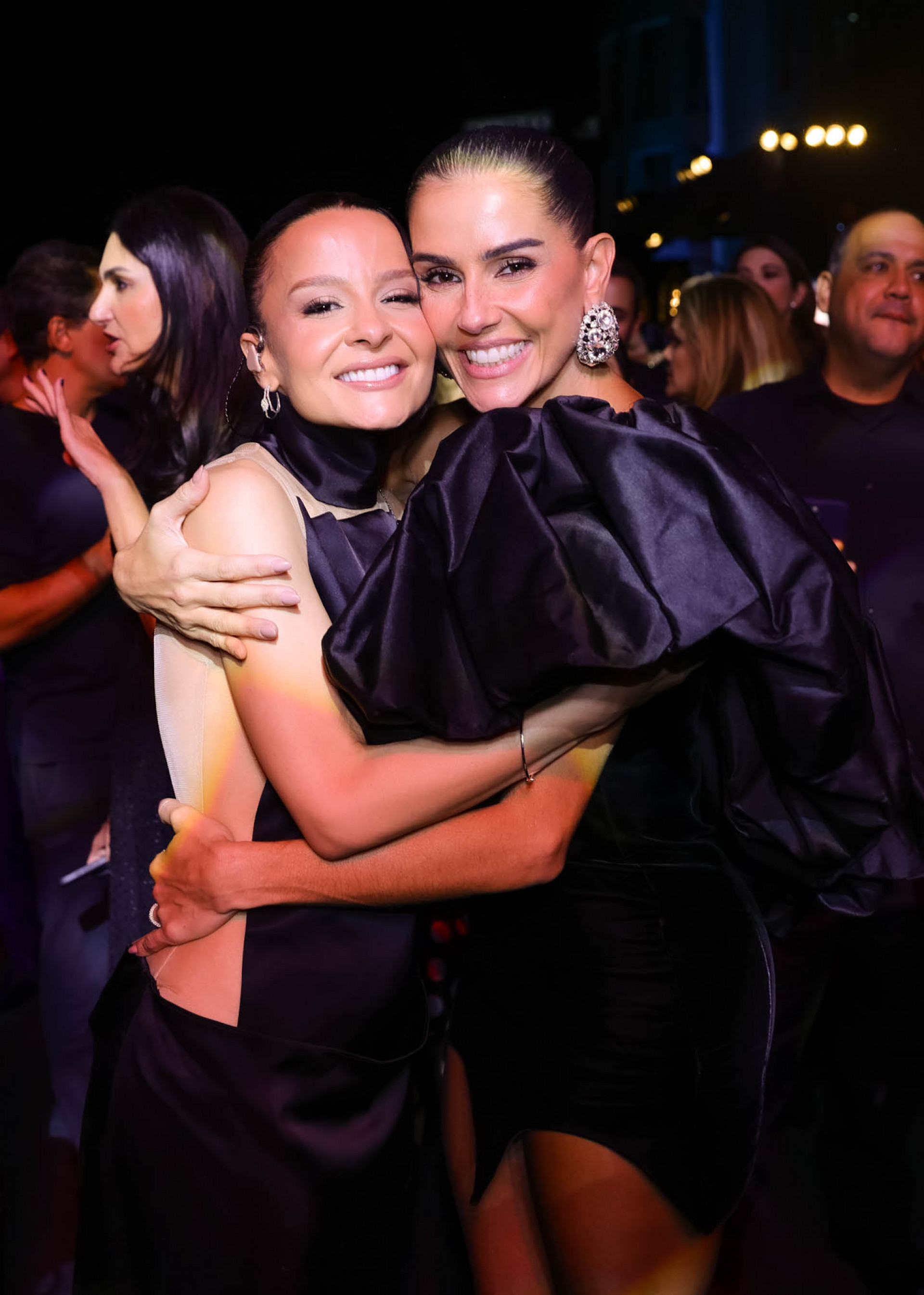 Maiara e Deborah Secco - Brazil News