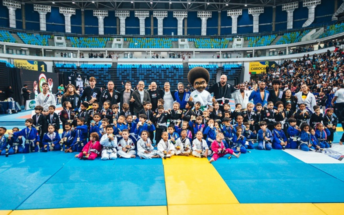 Festival Kids reuniu dezenas de crianças em uma linda confraternização