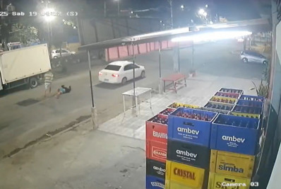 Vídeo: Motorista de app atropela mulher e arrasta homem por 300 metros após recusar corrida