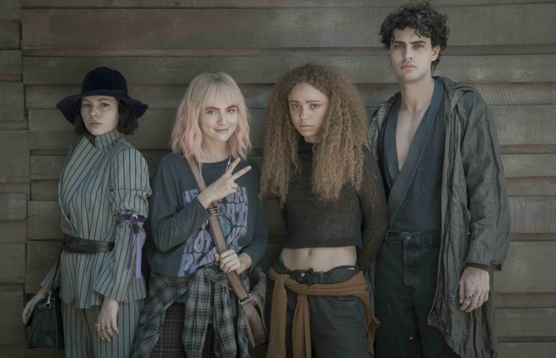 Celina (Laura Dutra), Flora (Alanis Guillen), Luna (Leticia Vieira) e Michel (Pedro Alves) - TV Globo / Paulo Belote