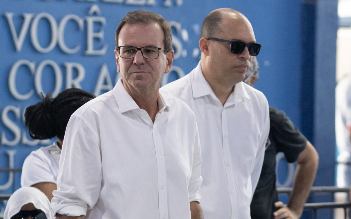 \'Passei por grandes momentos da minha vida sendo puxado pela voz do Gilsinho\', afirmou o prefeito do Rio