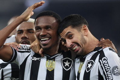 Botafogo vence o Bahia em confronto direto e entra no G4 do Brasileirão