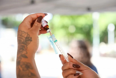 Ministro faz apelo por atualização da caderneta vacinal das crianças