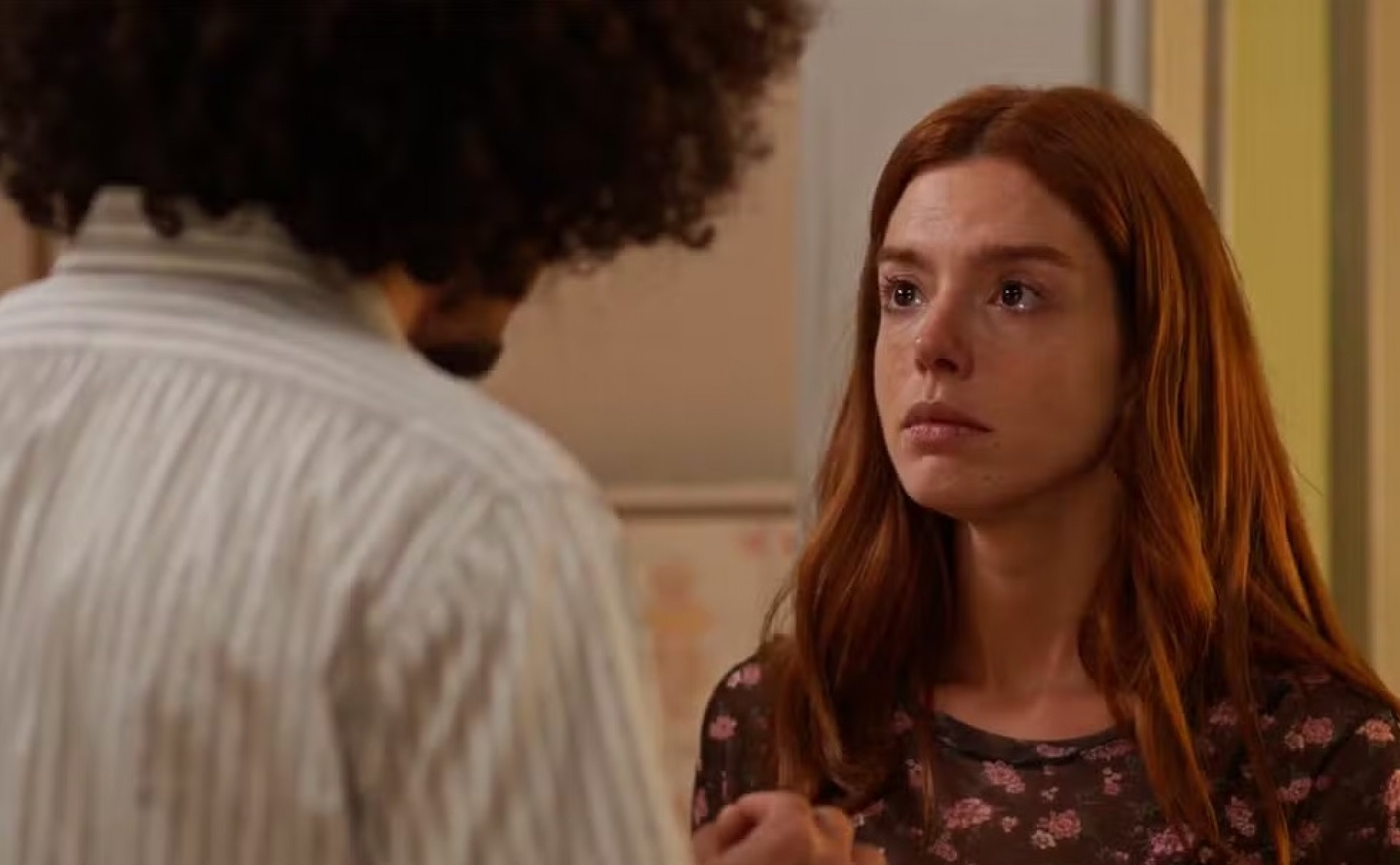 Ryan e Kami se unem em plano contra stalker  - Divulgação/Globo