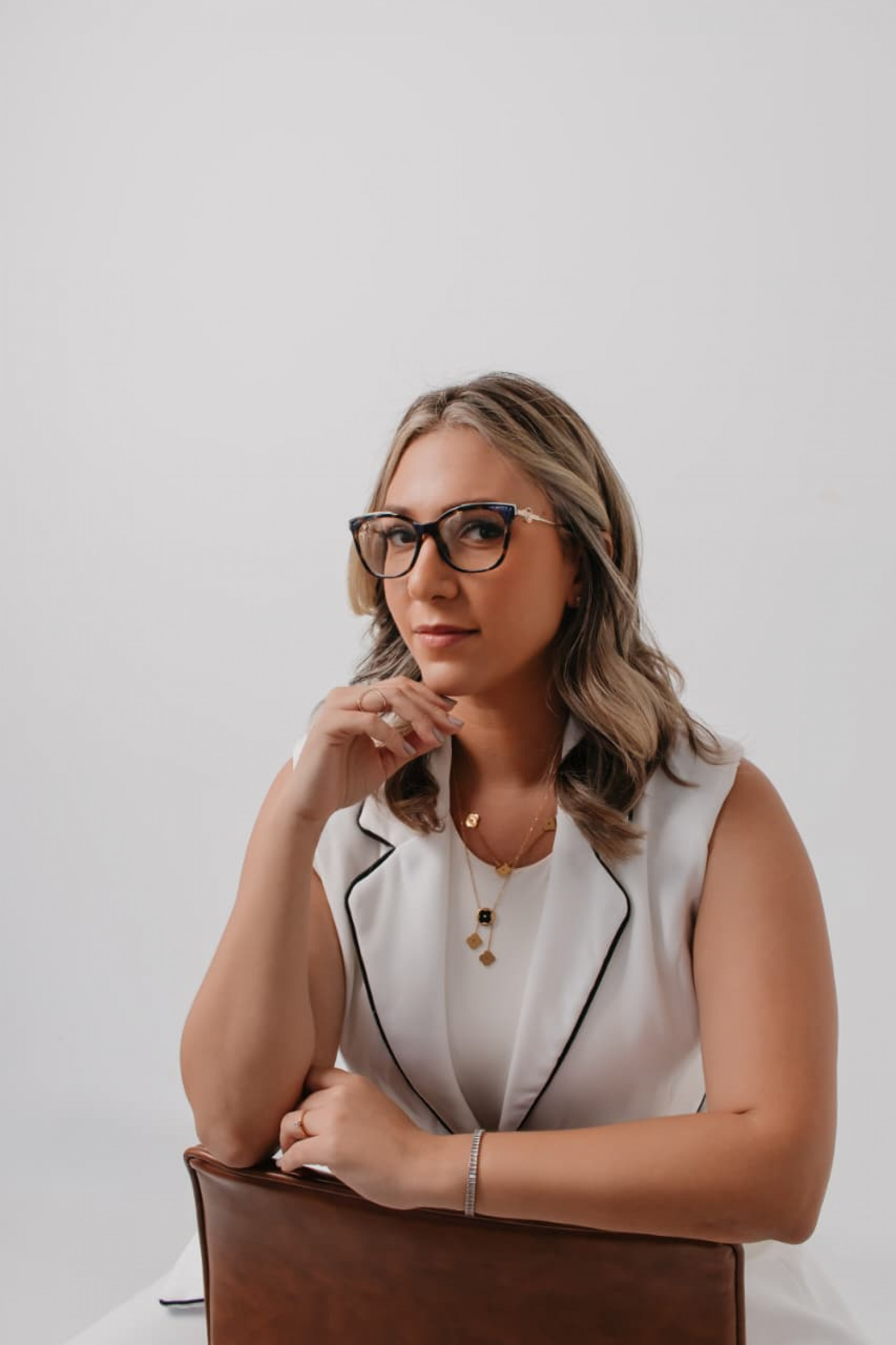 Milena dará presentes em abrigo