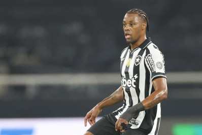 Kaio Pantaleão se machuca em vitória sobre o Bahia e vira preocupação no Botafogo