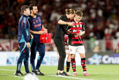 Filipe Luís valoriza dedicação do Flamengo em jogo de 'intensidade europeia'