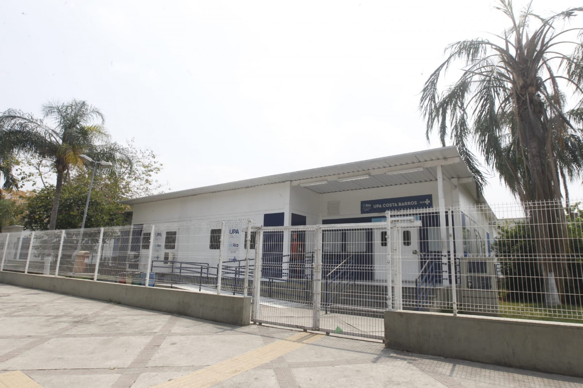 UPA de Costa Barros permanece fechada após invasão - Reginaldo Pimenta / Agência O Dia