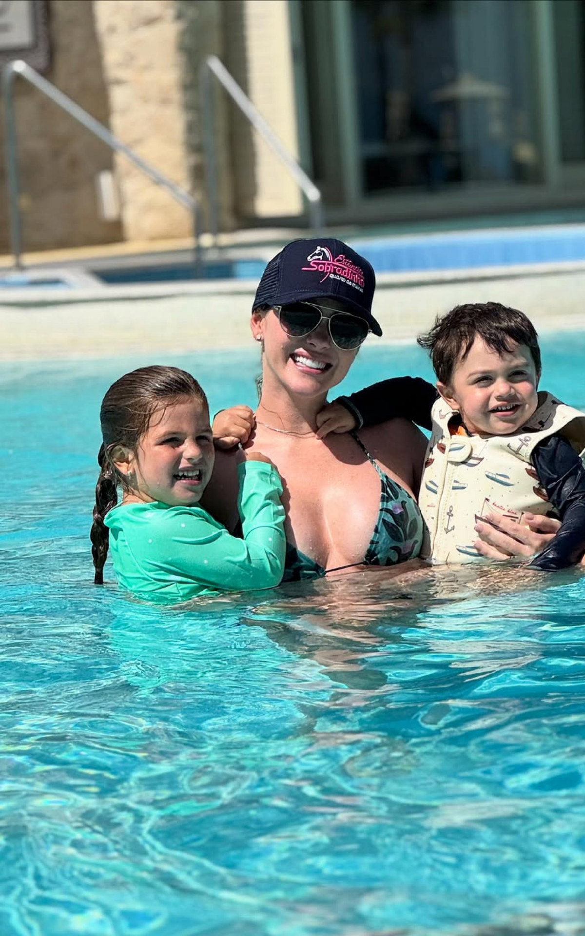 Bárbara Evans curte dia em Porto de Galinhas com os filhos - Reprodução/Instagram
