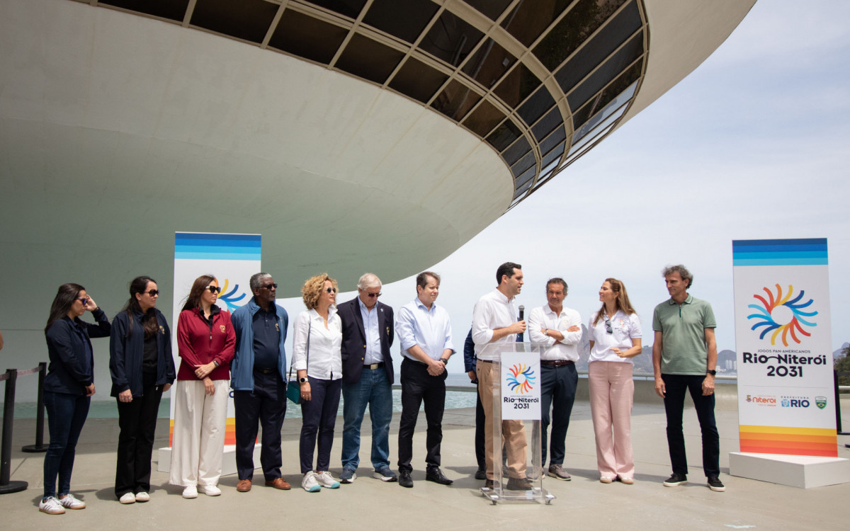 Comissão de avaliação da Panam Sports, no MAC, durante visita-técnica às instalações da Rio-Niterói