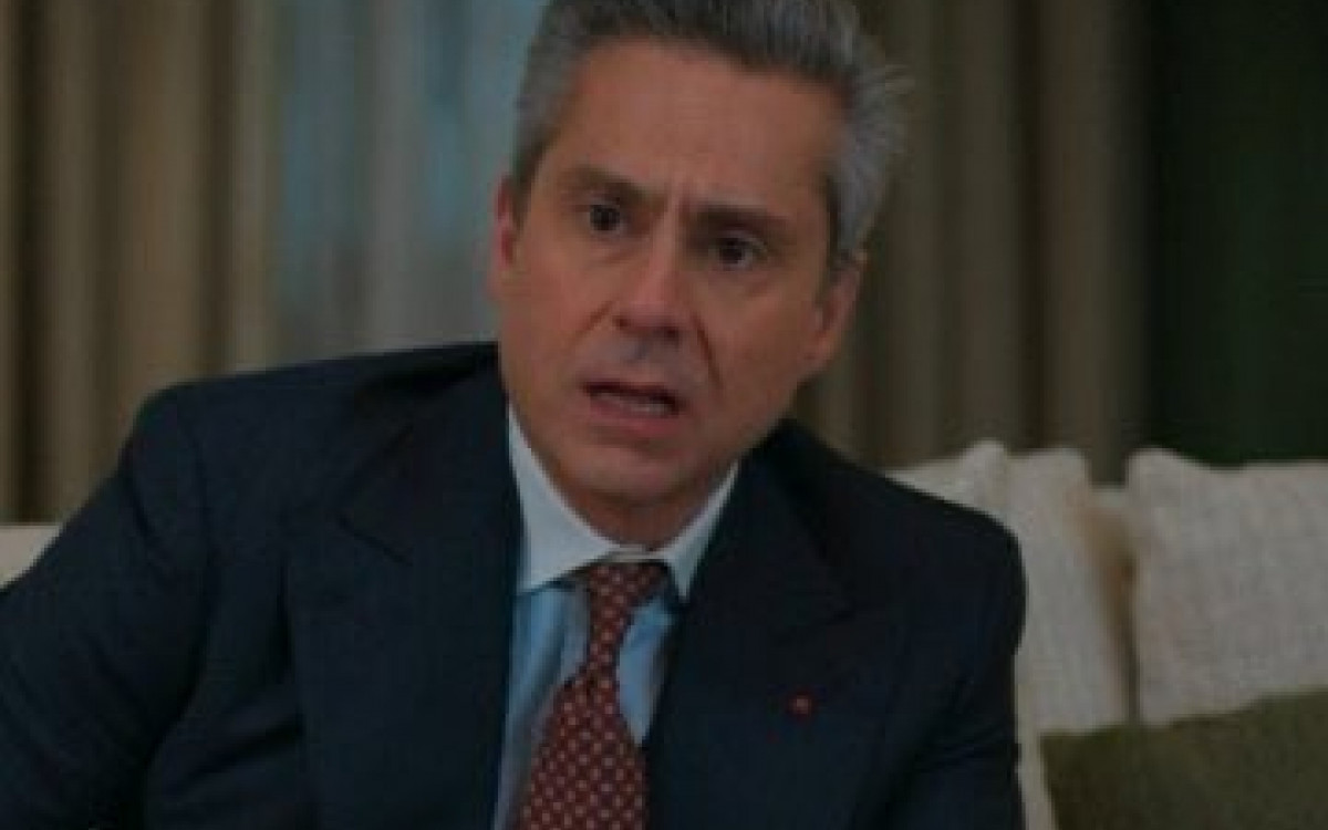 'Caras e bocas' de Marco Aurélio (Alexandre Nero) ao descobrir a verdadeira história sobre o acidente em 'Vale Tudo' divertem internautas - Reprodução / X