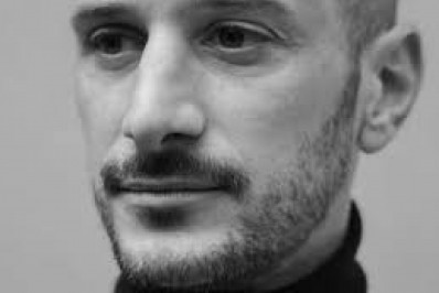 Drone mata fotojornalista francês na Ucrânia