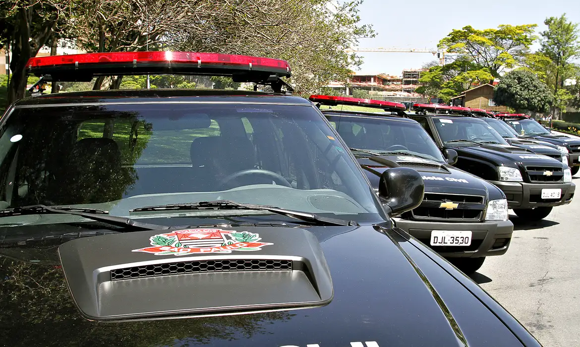 Polícia prende suspeito de adulterar bebidas alcoólicas em São Paulo