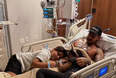 Rapper Hungria publica foto no hospital e agradece carinho dos fãs