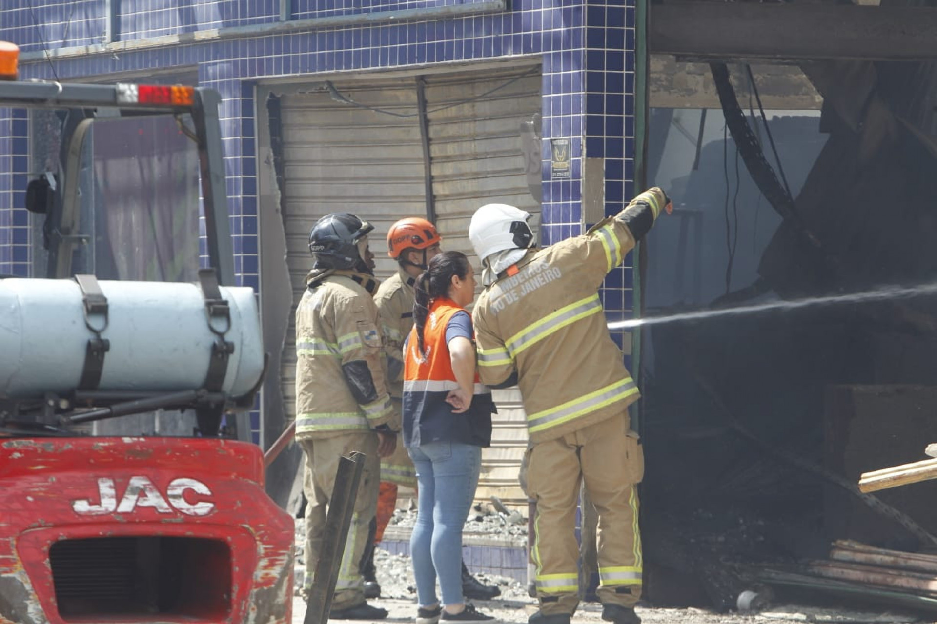 Galpão da empresa Flaviense fica na Rua Frei Caneca, em Gramacho - Reginaldo Pimenta / Agência O Dia