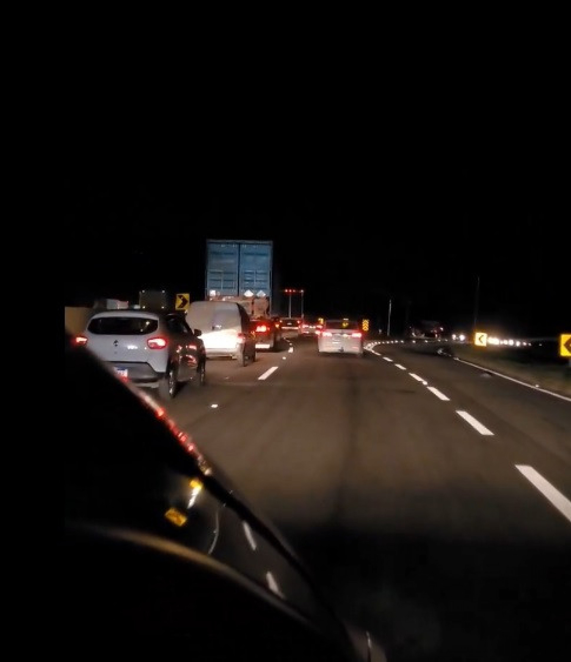 Descida da Serra das Araras foi liberada na noite desta sexta-feira (3)