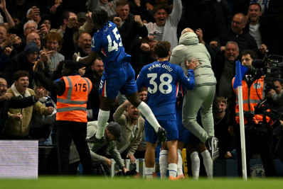 Estêvão marca nos acréscimos, e Chelsea vence Liverpool no Campeonato Inglês
