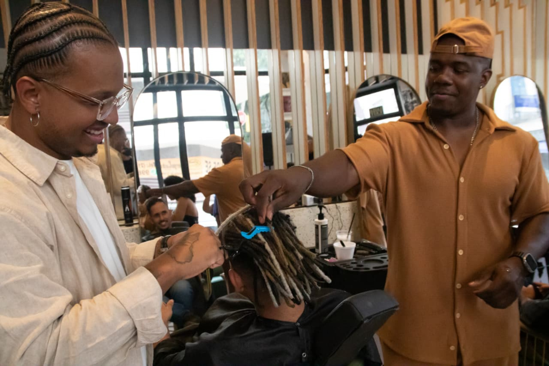 Africarioca Conceito foi fundada pelo Lucas Preto, desenvolvedor dos 'baldlocks' - Érica Martin / Agência O Dia