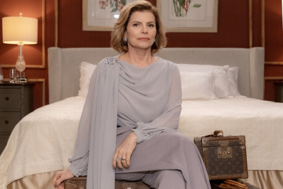 Debora Bloch se inspira no look da versão original de 'Vale Tudo' para morte de Odete Roitman