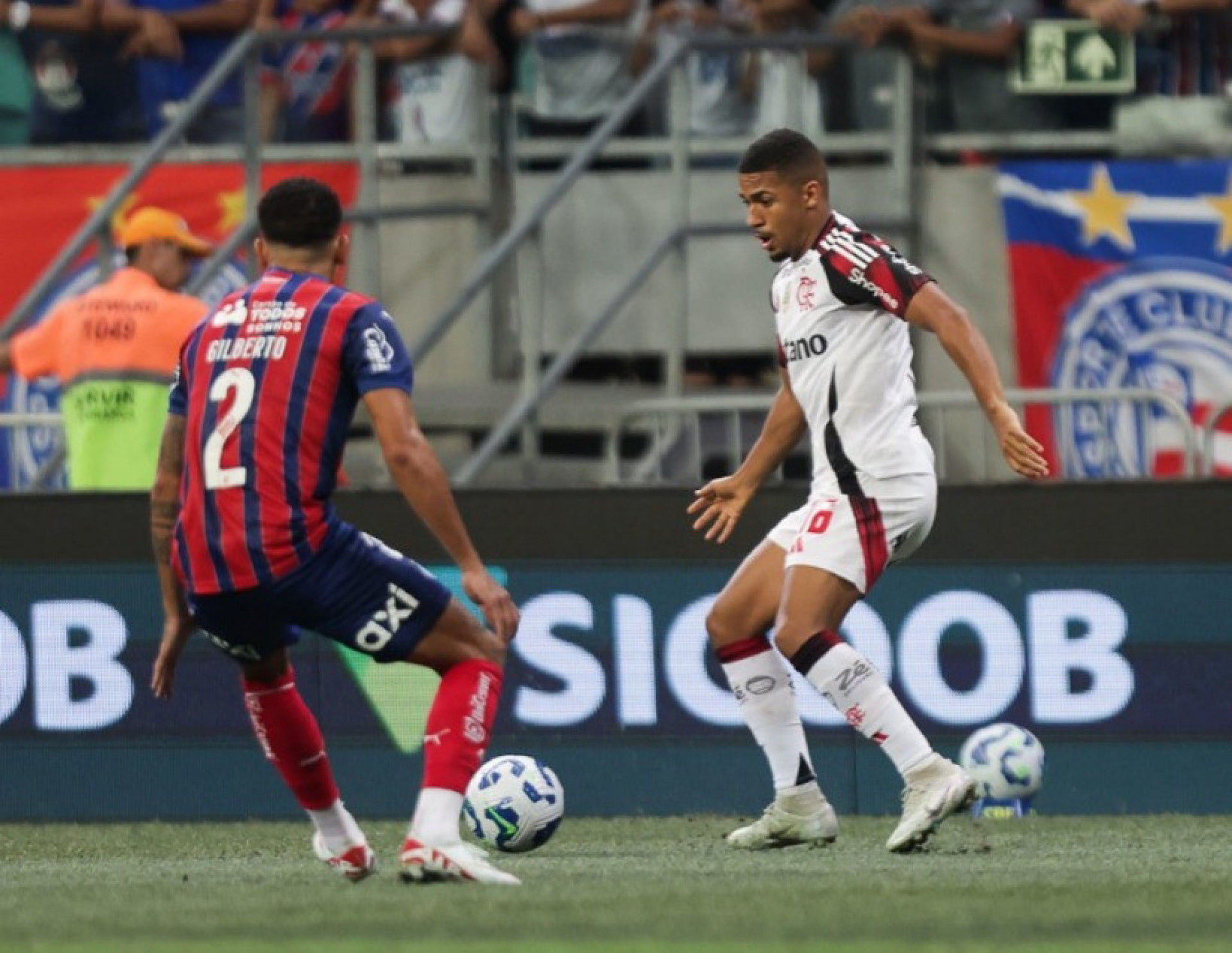 Samuel Lino. Flamengo enfrentou o Bahia, neste domingo (5), na Fonte Nova, pela 27&ordf; rodada do Brasileir&atilde;o - Gilvan de Souza/Flamengo