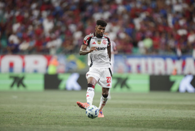 Royal compara marcações contra Flamengo e a favor do Palmeiras: 'Estou assustado'