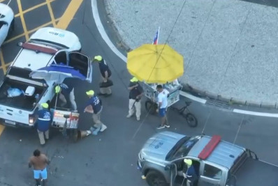 Agente da Seop fica ferido durante ação de fiscalização em Copacabana
