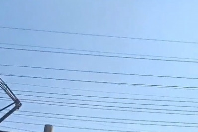 Trem da SuperVia descarrila próximo ao Mercadão de Madureira