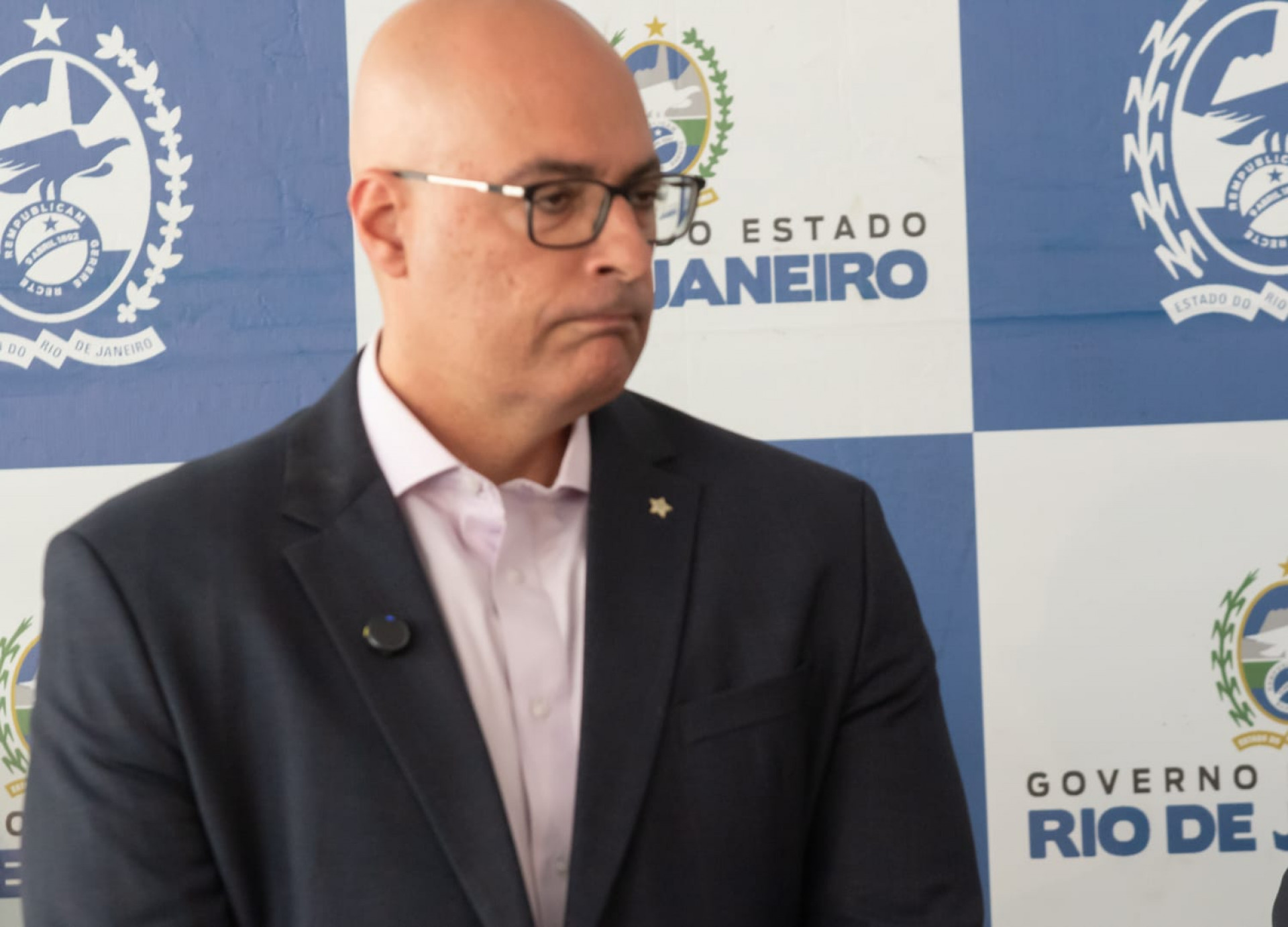 Felipe Curi, secret&aacute;rio de Pol&iacute;cia Civil do Rio, durante a inaugura&ccedil;&atilde;o da nova Delegacia da Mulher na Zona Sul - &Eacute;rica Martin / Ag&ecirc;ncia O Dia 