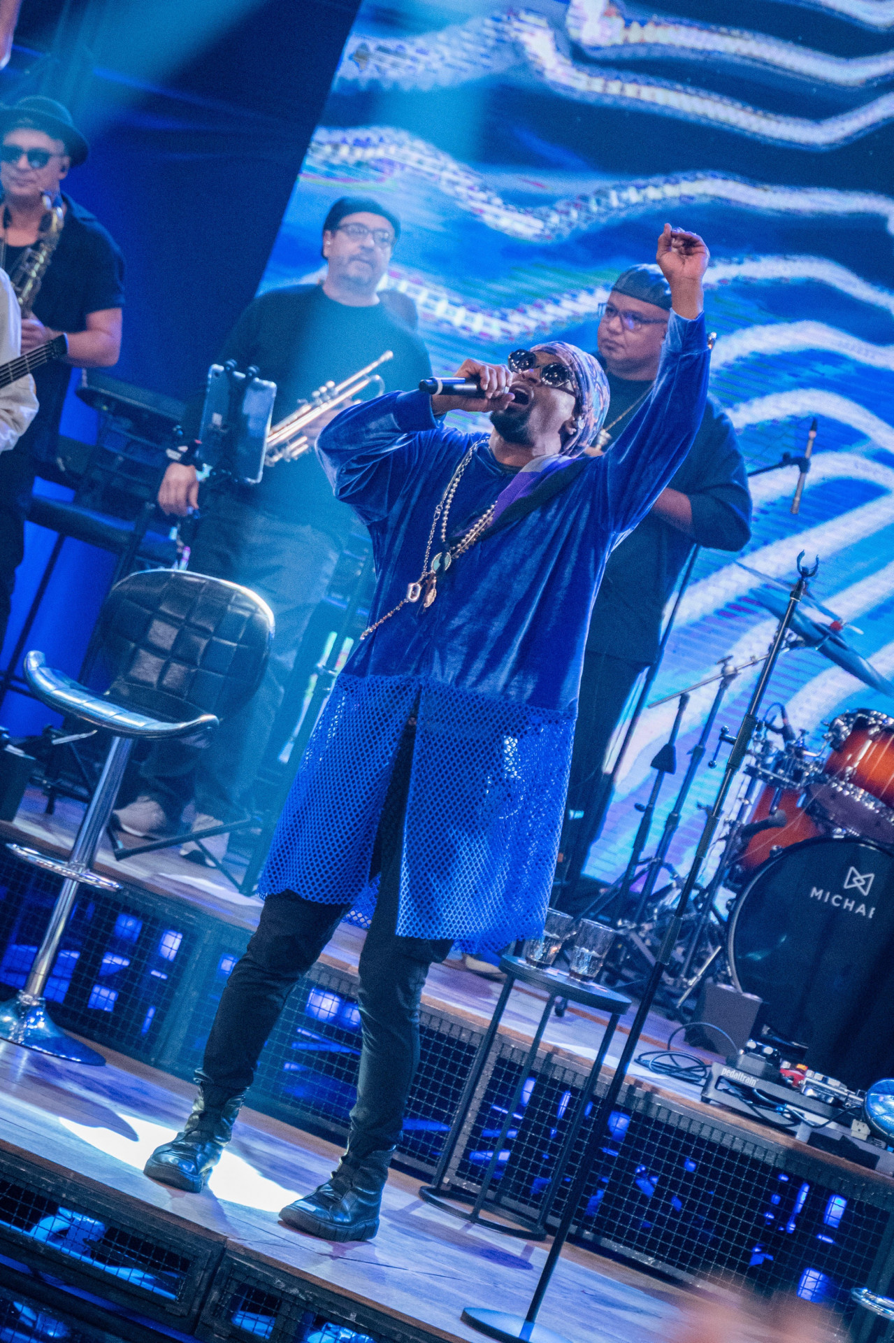 Toni Garrido canta no programa da TV Globo 'Altas Horas' - Reprodução/TV Globo