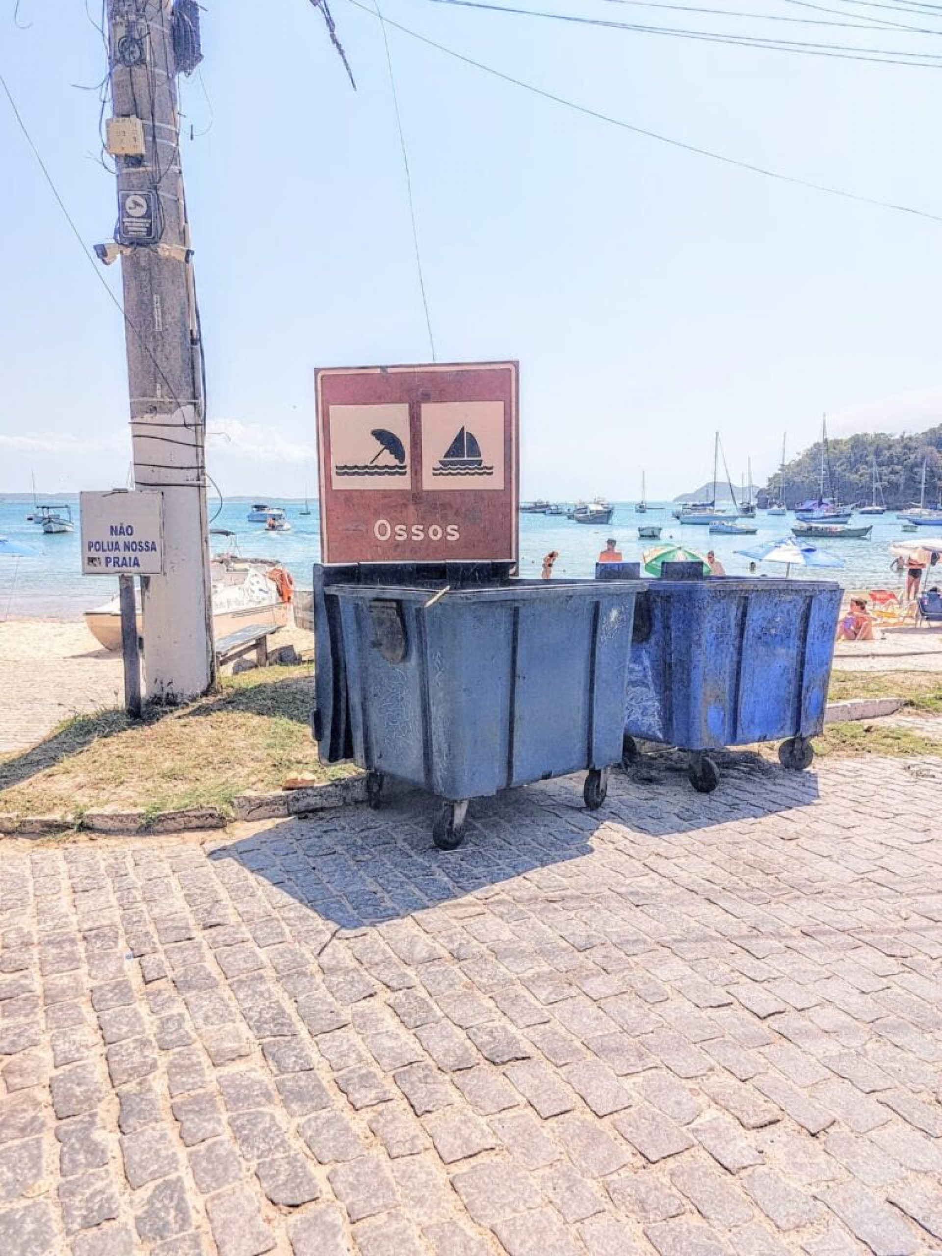 Reurbanização de um espaço público na chegada da Praia dos Ossos - Ascom