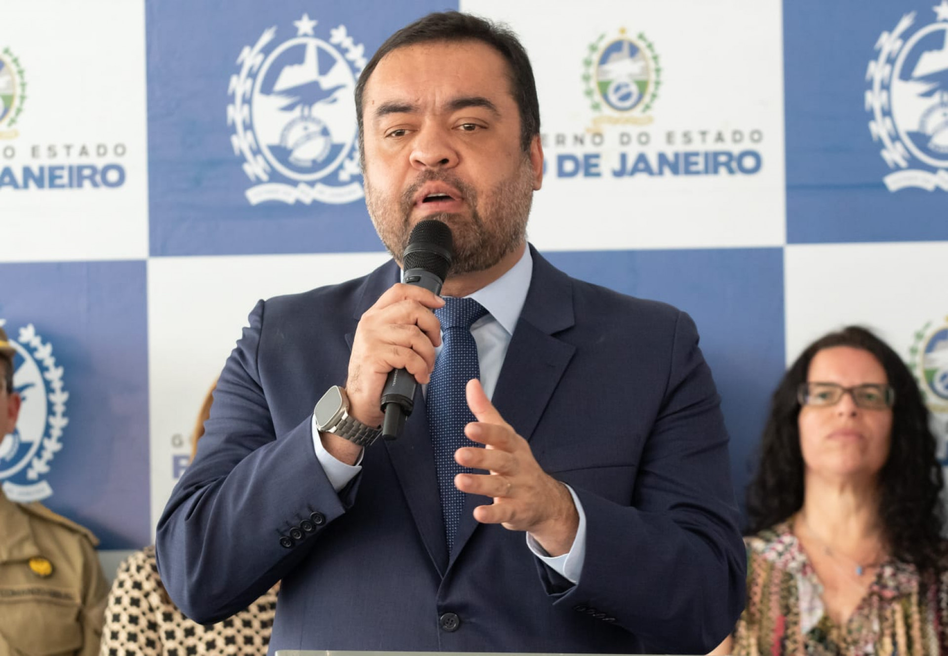 O governador Cl&aacute;udio Castro participa da inaugura&ccedil;&atilde;o da nova Delegacia da Mulher na G&aacute;vea - &Eacute;rica Martin / Ag&ecirc;ncia O Dia 