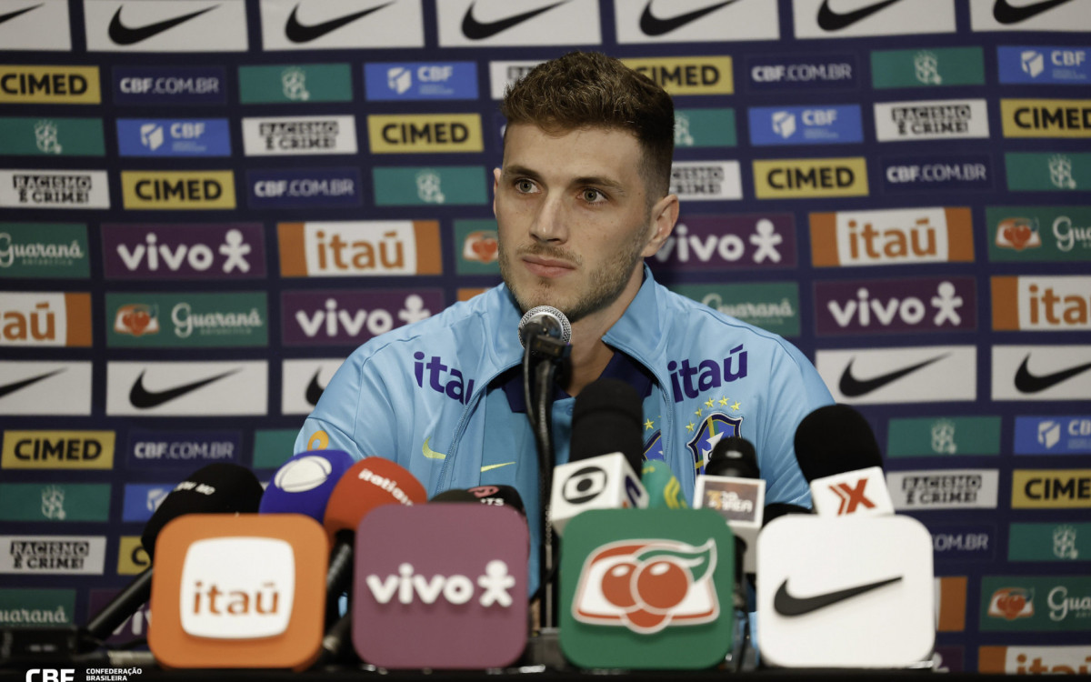 Entrevista coletiva do goleiro Bento