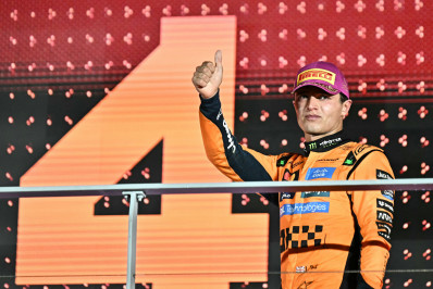 Norris se defende após colisão com Piastri: 'Não fiz nada de errado'